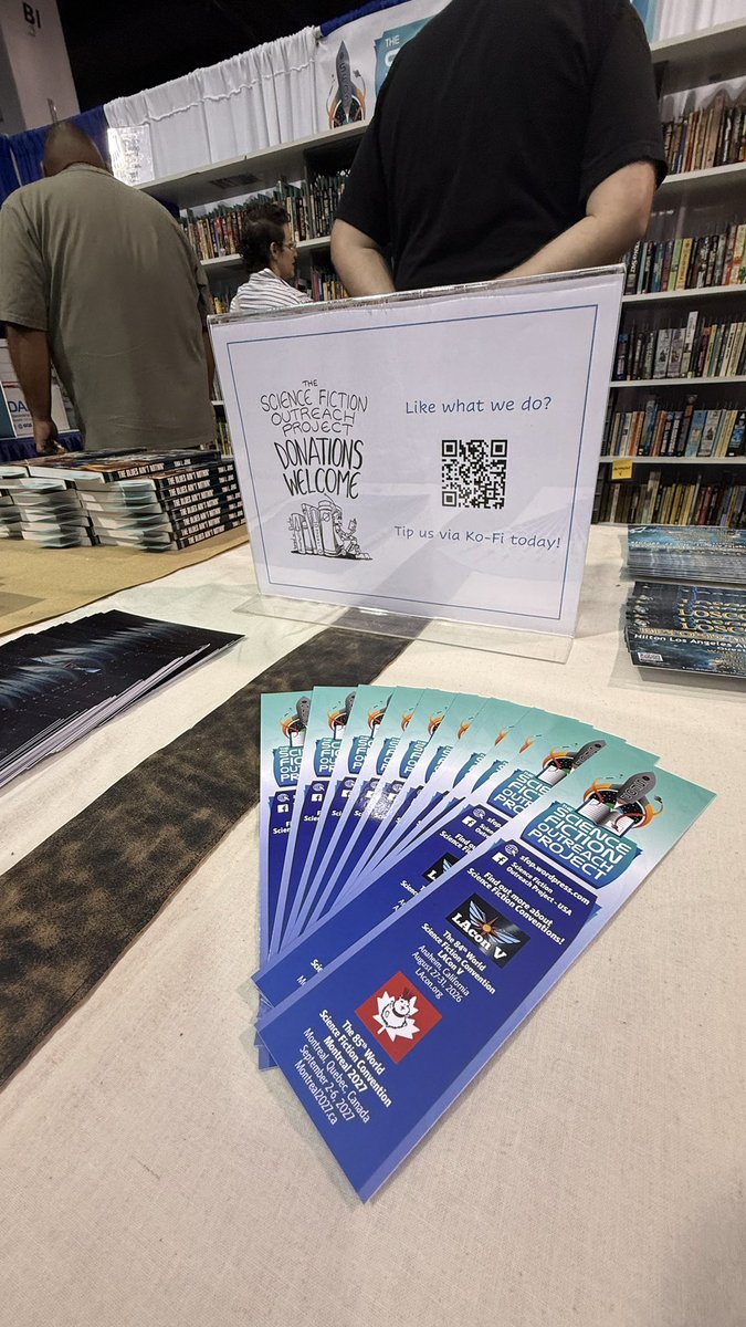 ParksAndCons's tweet image. The Science Fiction Outreach Project is located at 711 and is stacked with free books for all that visit #WonderCon