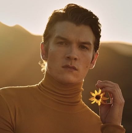 naluh ✨ tweet media