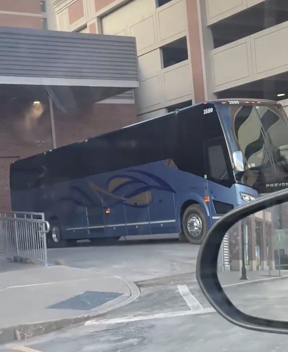 AwakenedEnlightened tweet media