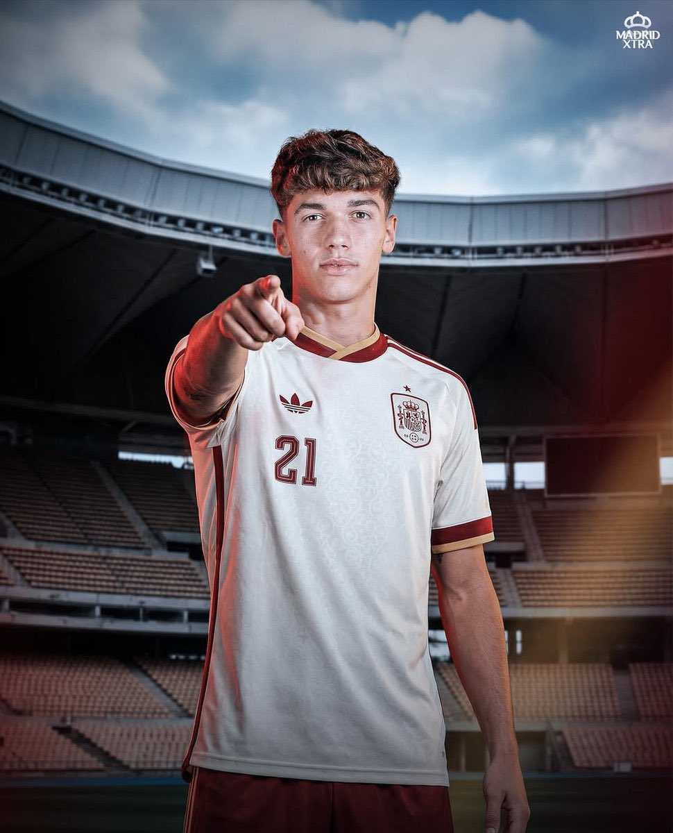 ᴍᴀɴᴜ. tweet media