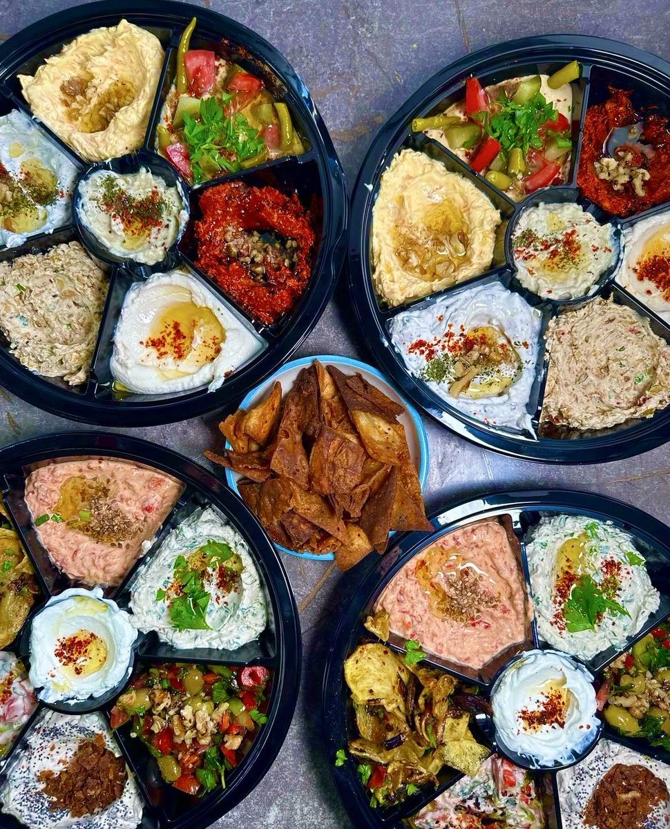 GURBETTEHATAYLI's tweet photo. Dünya mutfağının vakkosudur Hatay mezeleri 😍 https://t.co/GSetXFjxdw