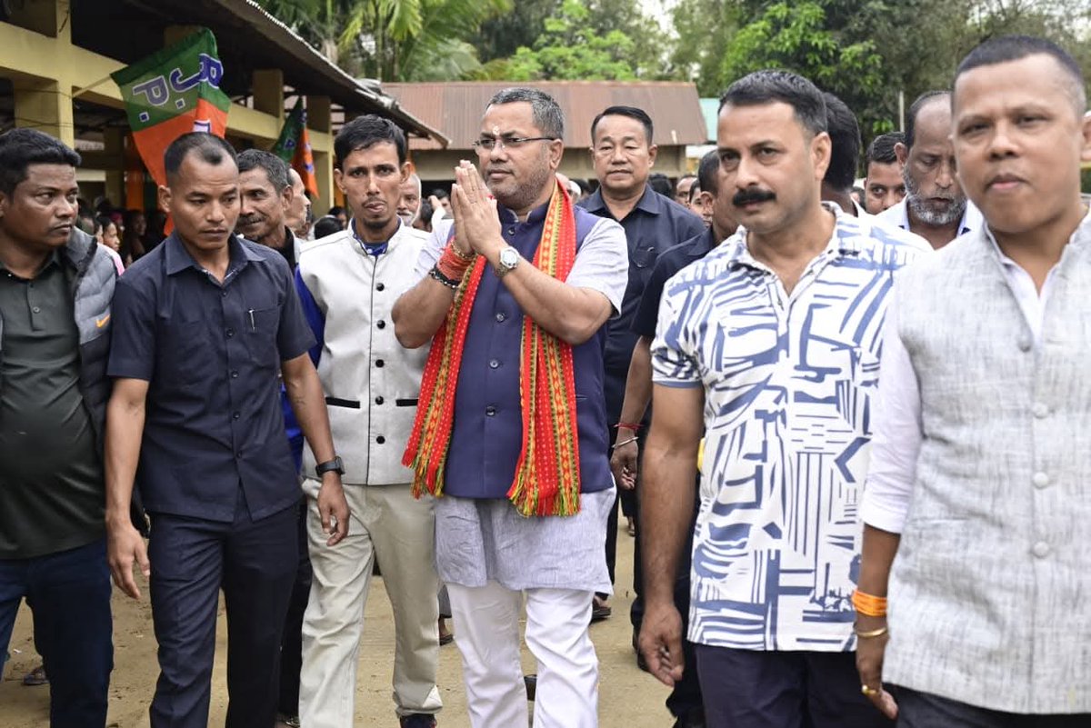 #AssamChoosesBJPAgain

Was present during the office opening and public meeting at Lakkhipur Bazar, Patharkandi.

Grateful for the overwhelming support and enthusiasm of the people. Together, we move forward towards progress and development.

#Patharkandi #OfficeOpening