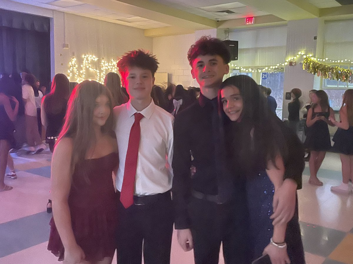 Julie Fisher tweet media