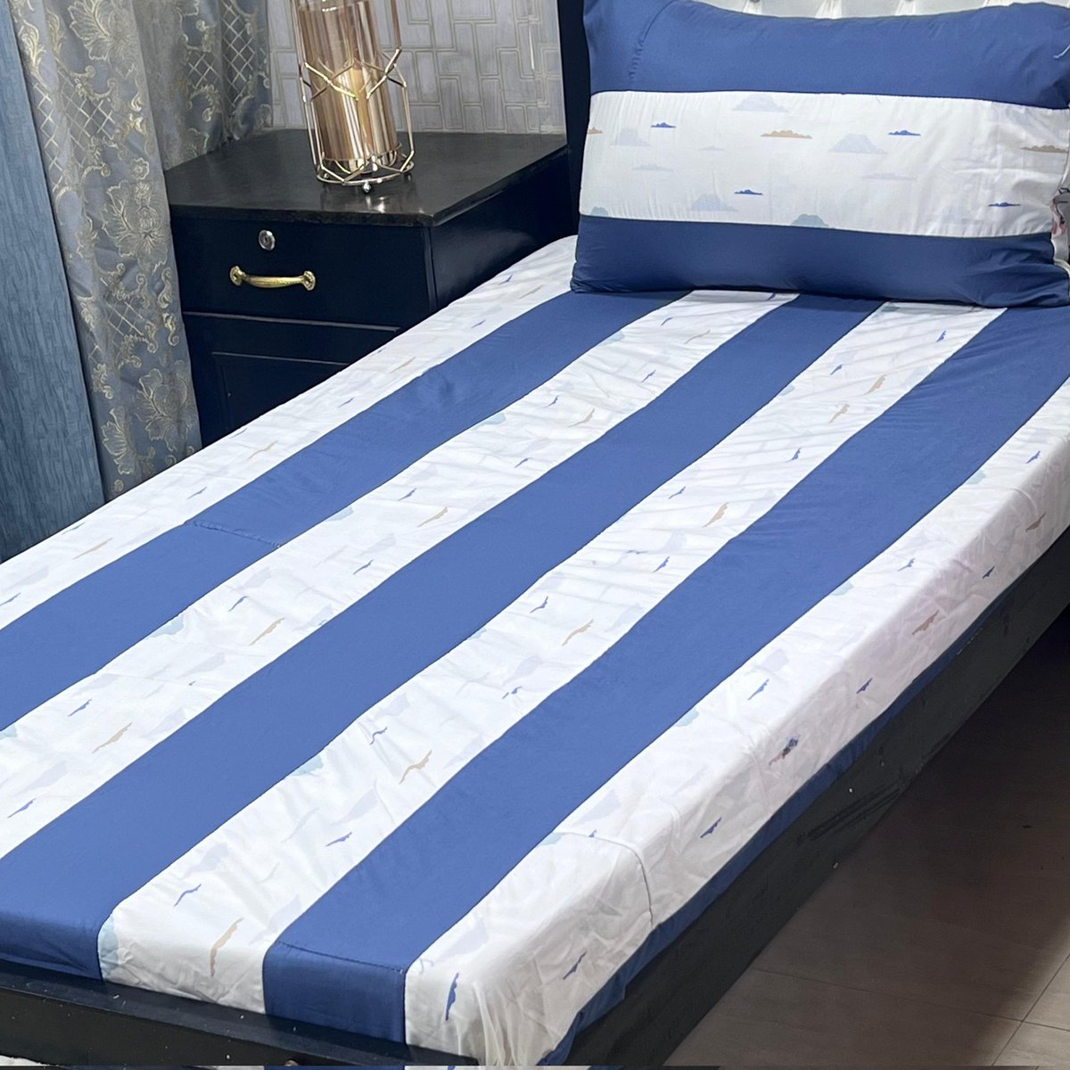 hcderaaz's tweet image. 🔥 2 PC Patch Work Bedsheet 🔥
— by HC Deraaz – Fabric for Every Home &amp;amp; Heart ✨

📲 WhatsApp Contact (Orders &amp;amp; Details): 0308 6749665

#PatchWorkBedsheet #2PCBedsheet #HomeLuxury #HCDeraaz #BedroomStyle #PremiumQuality #ShopNow