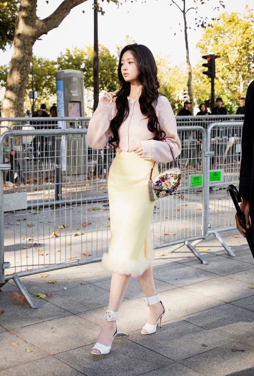 𝘮𝘪𝘪 tweet media