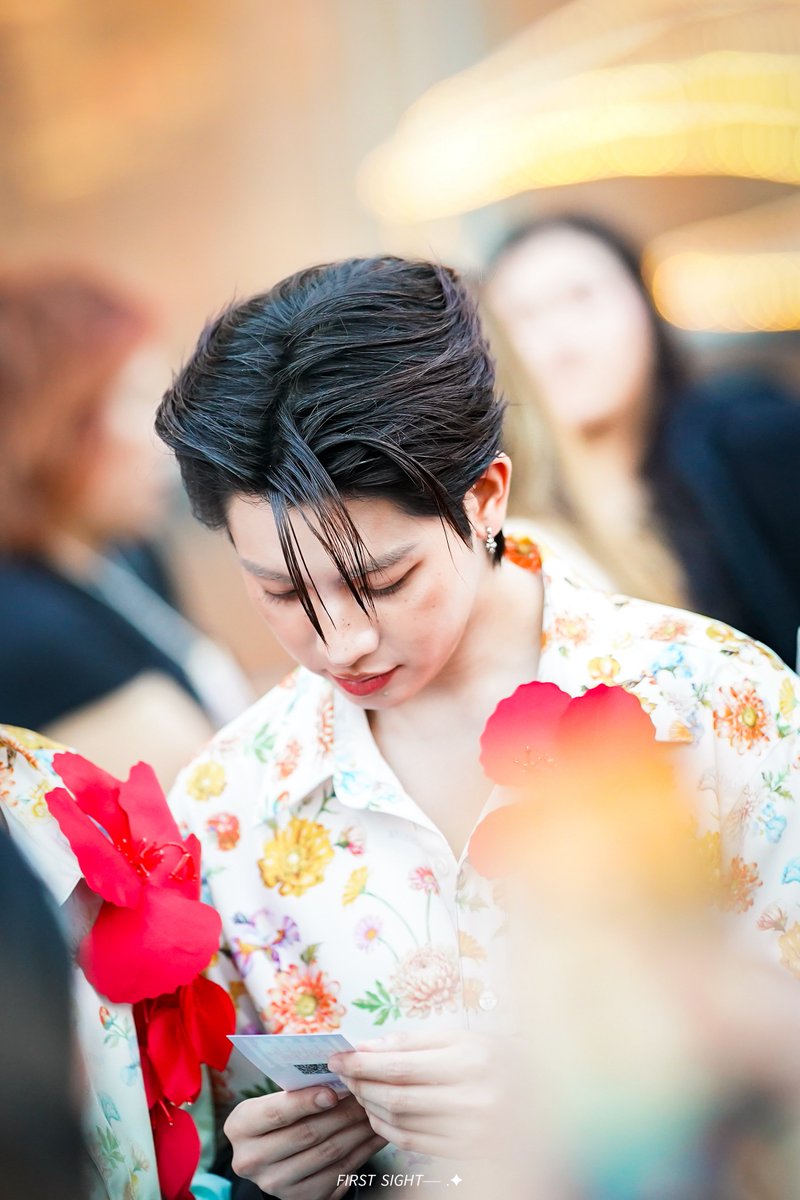 𝘍𝘐𝘙𝘚𝘛 𝘚𝘐𝘎𝘏𝘛── .✦ tweet media