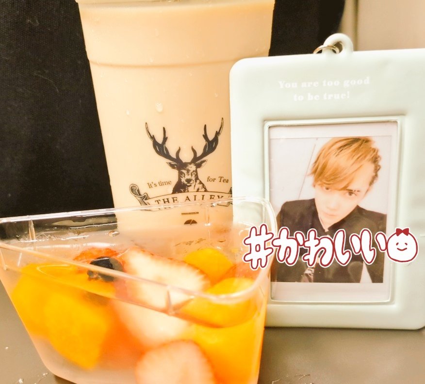 ペコラ tweet media