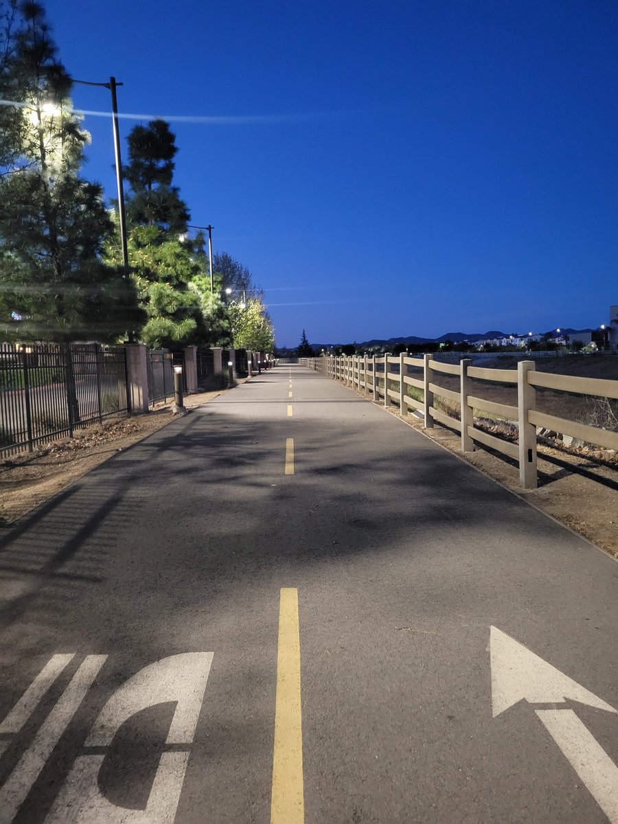 TheCaliApe's tweet image. The clock is ticking...

and it's ruthless. 

#StayActive #GetSome 🔥