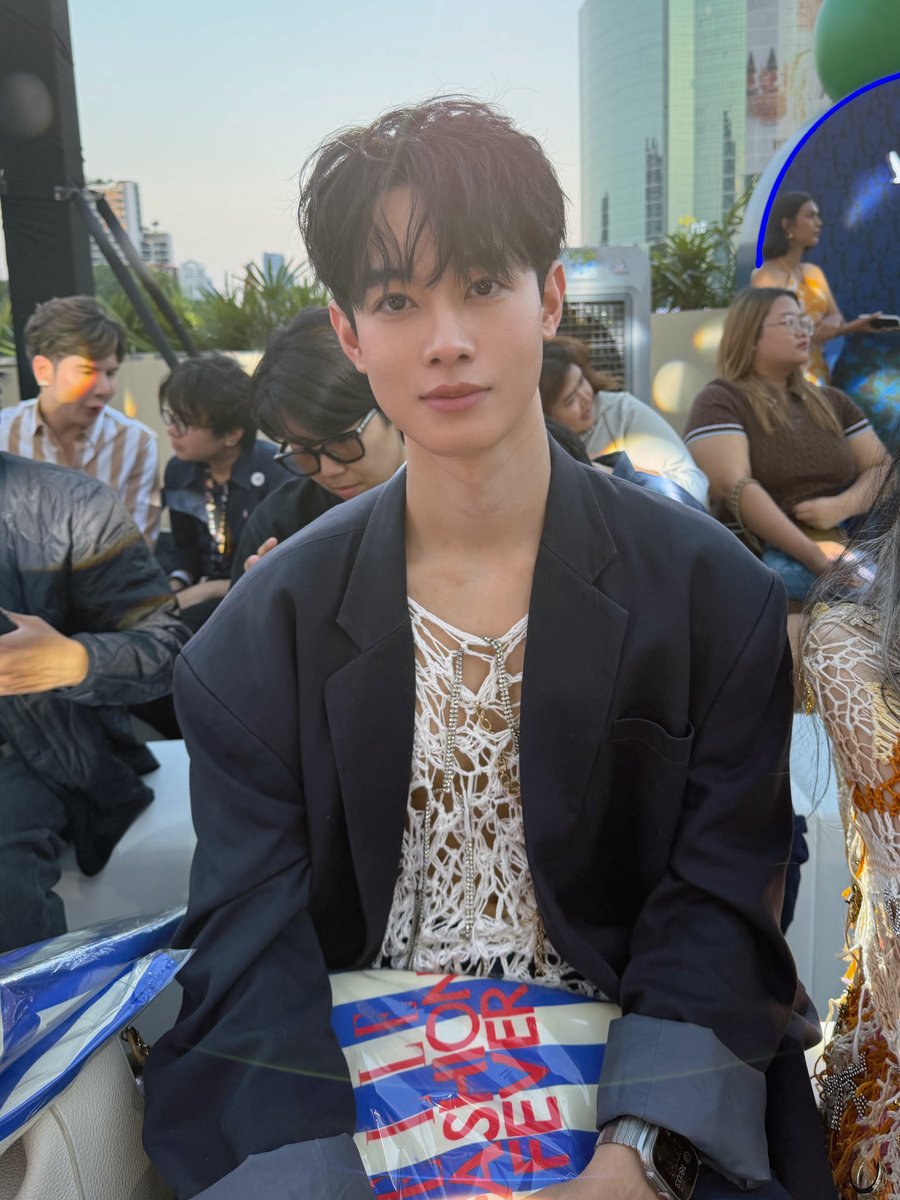 Surachetop tweet media