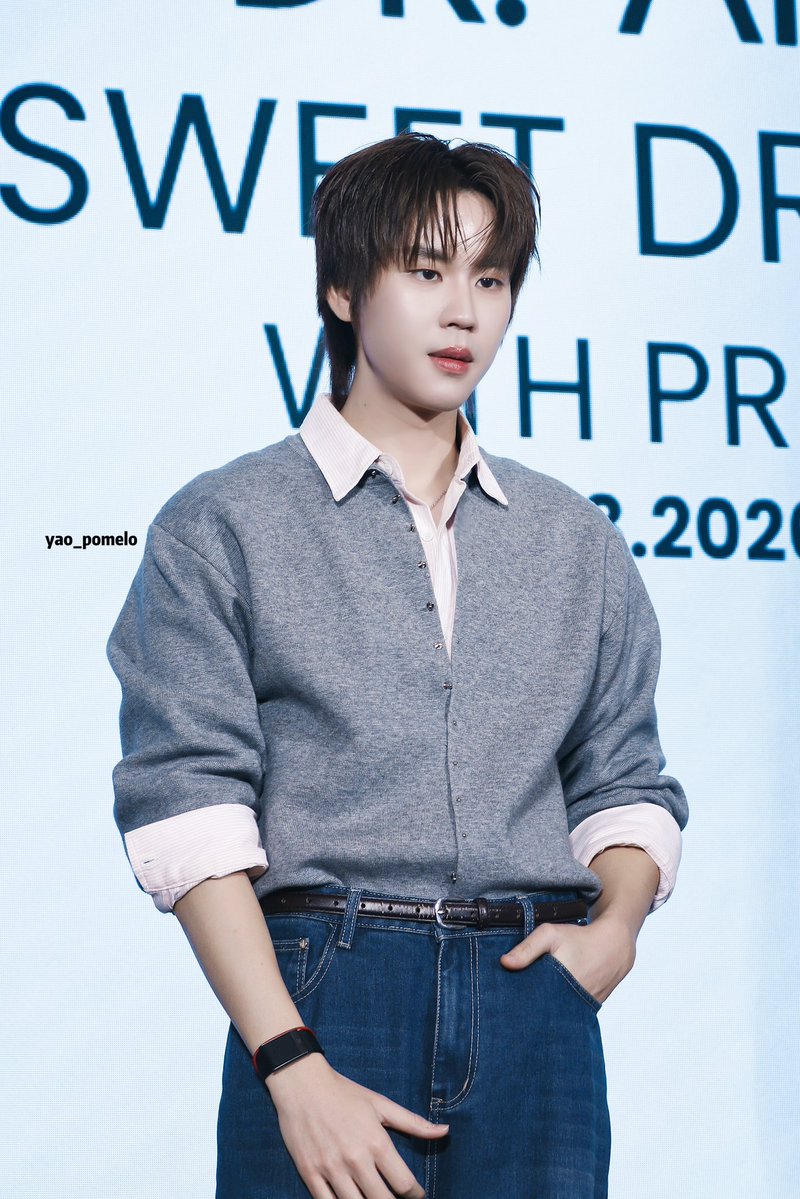 yao_pomelo tweet media