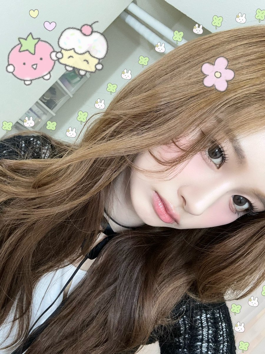 ؘ (@jihheone) on Twitter photo 