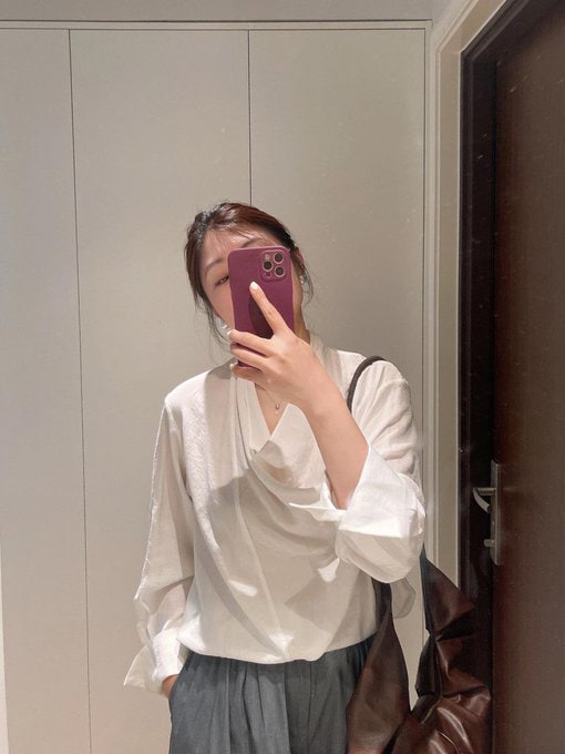 今日份自拍！  看着我的眼睛，读出什么了？