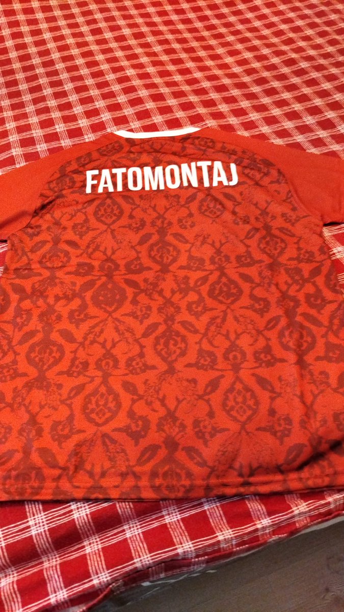 fatomontaj tweet media