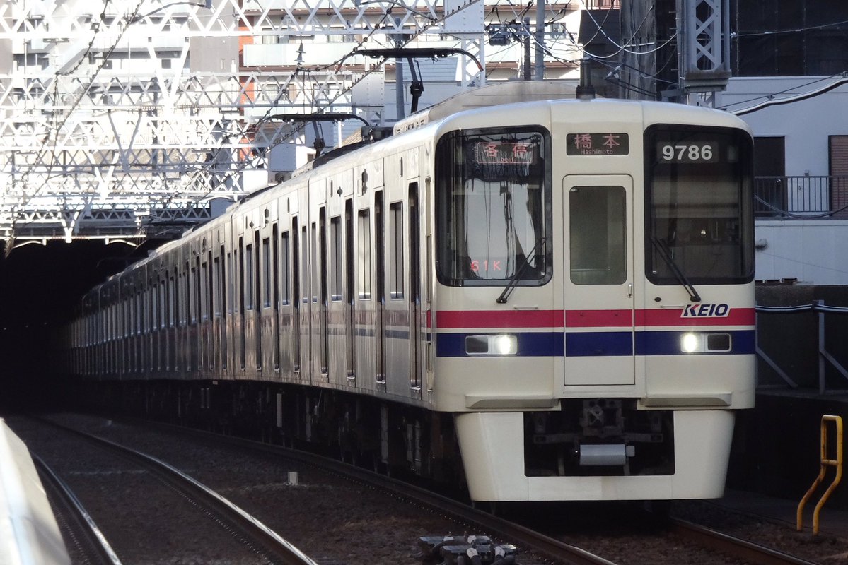 にはご tweet media