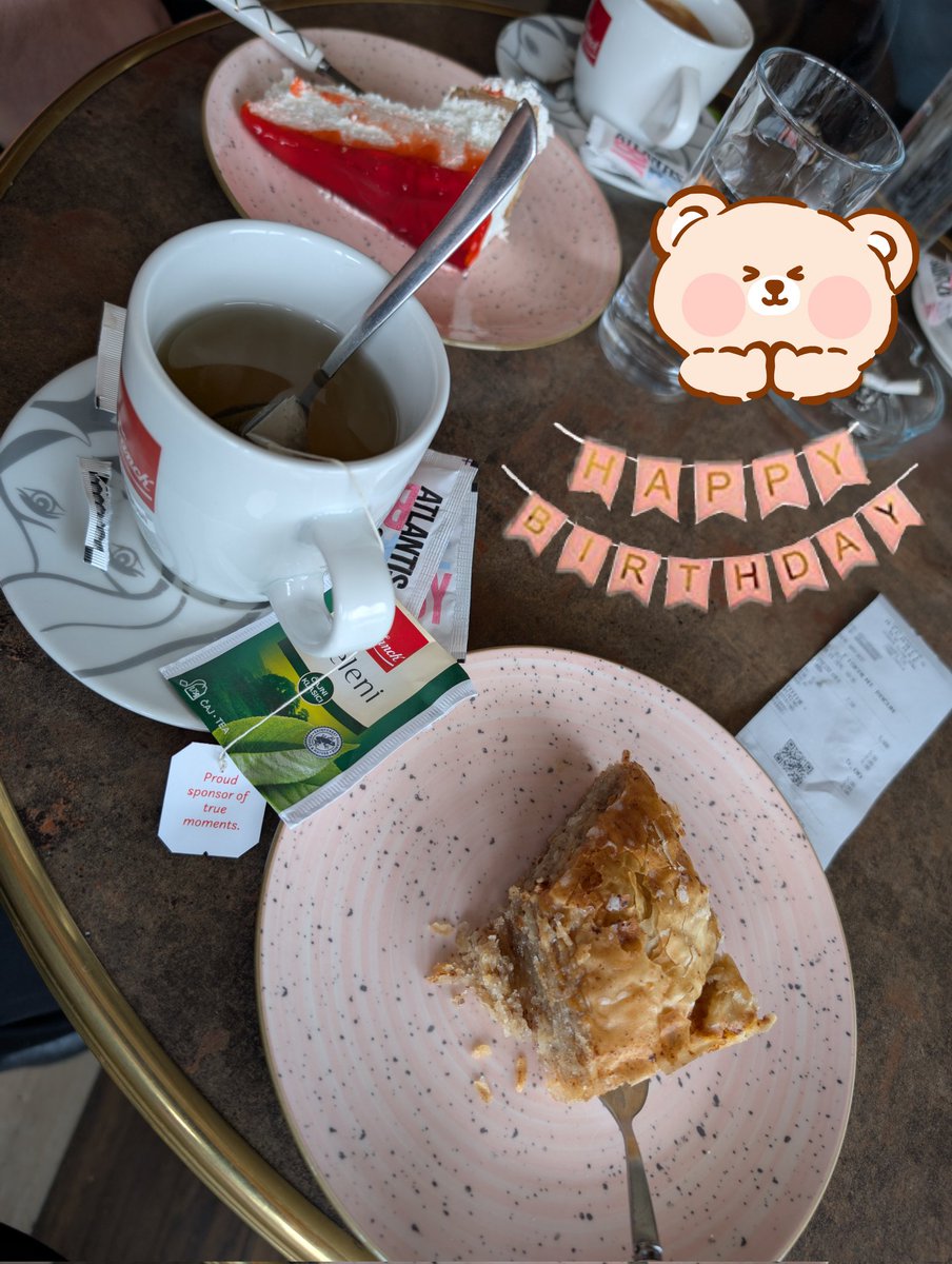 leyanore's tweet photo. @M4DDN494M1N9 Happy Birthday Bear!🎈🎉🙃🥳
🔴 Tonight B-day stream at 8 PM CET 🔴
#bday #gamerguy #bdaystream #birthdaystream #birthdaylive
https://t.co/t9l1Jc59Qc https://t.co/NKso81EqvG