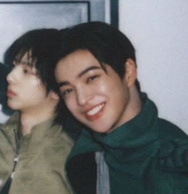 안건호 얼굴 tweet media