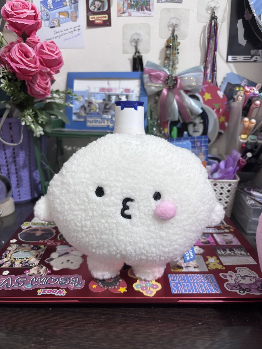 cecil gak badut lagi 🍅 tweet media