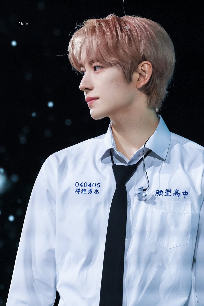 𝑀𝑖𝑡𝑒 ✩ tweet media