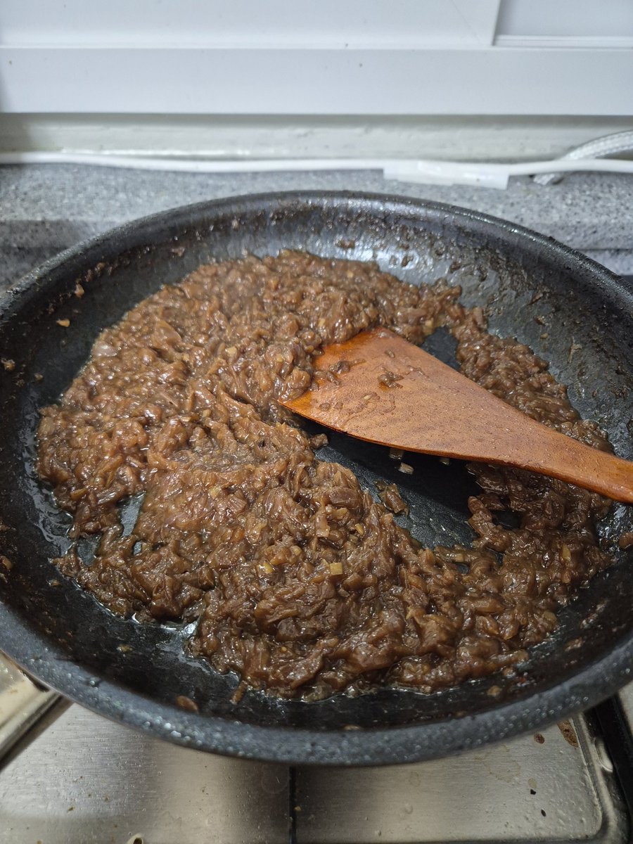 GenericDog tweet media