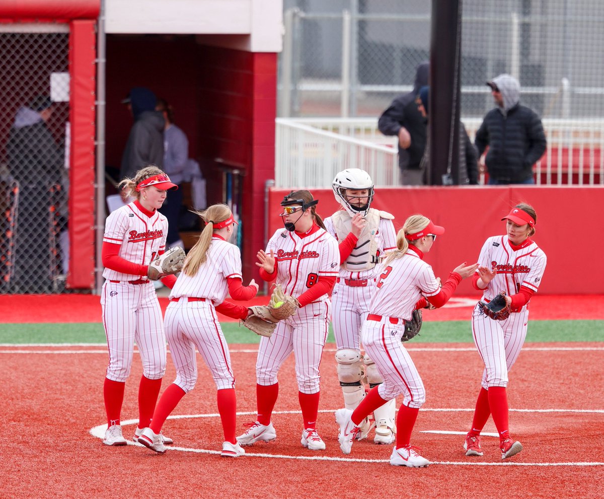 Barrington H.S. Softball tweet media