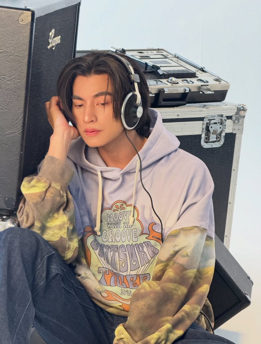 IG update : GulfKanawut

คุณBA ของเราหล่อมาก!!

#GulfKanawut
#GulfBAOnitsukaTiger
#OnitsukaTiger ​#DENIVITA