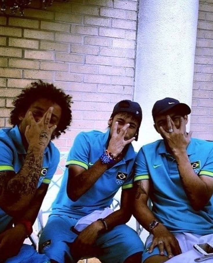 NeymarFr_'s tweet photo. 🎭 https://t.co/PEEMkV0aqM