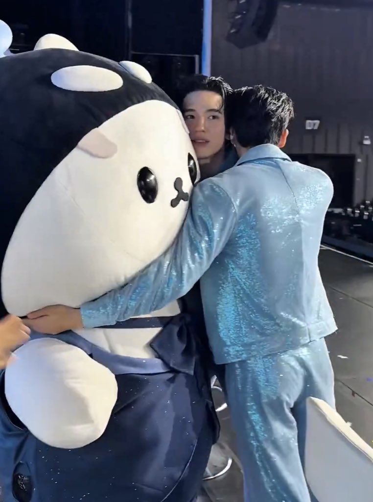 𝙗𝙤𝙣𝙪𝙨 ヅ tweet media