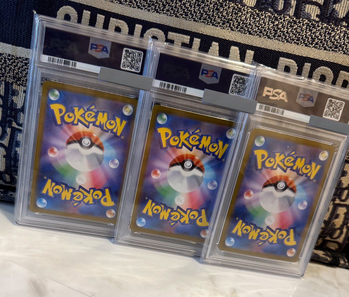 イブ様 tweet media