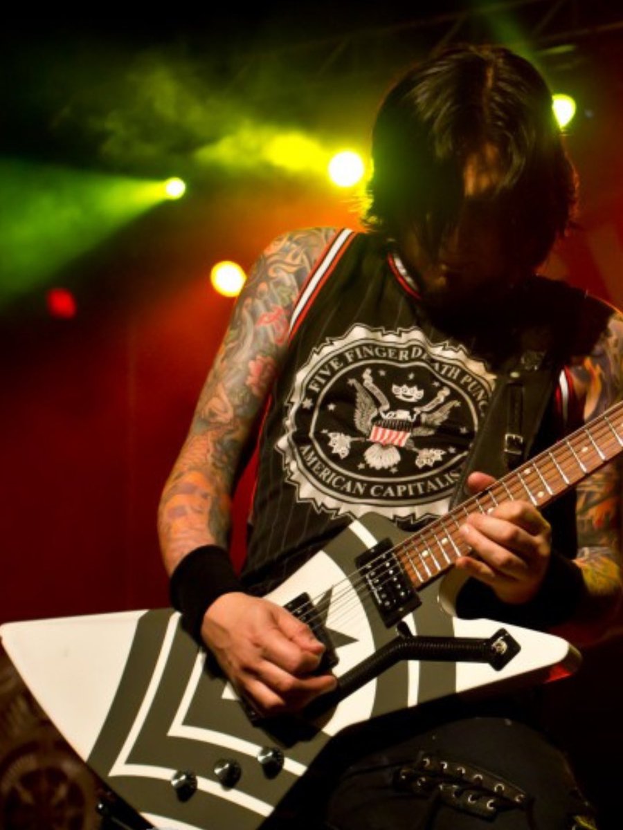 UK Fans of 5FDP tweet media