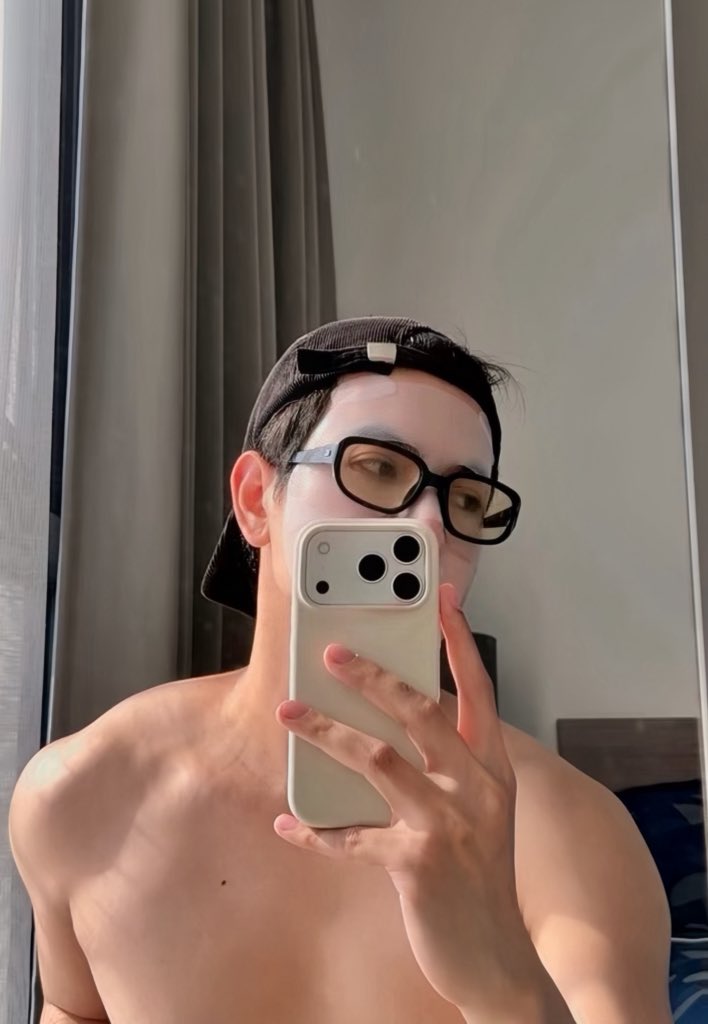 อรัยส์อรัยส์ tweet media