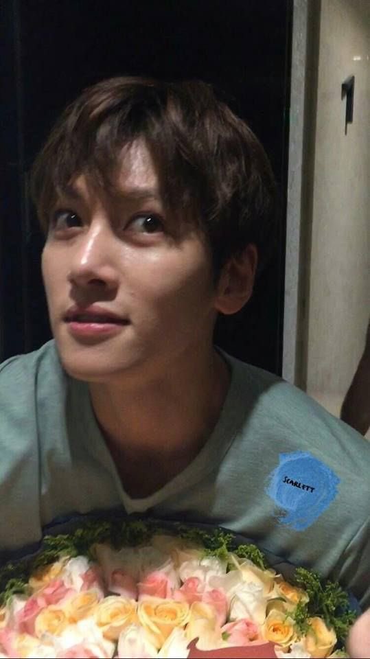 εïз‧₊˖*࣪⊹ tweet media