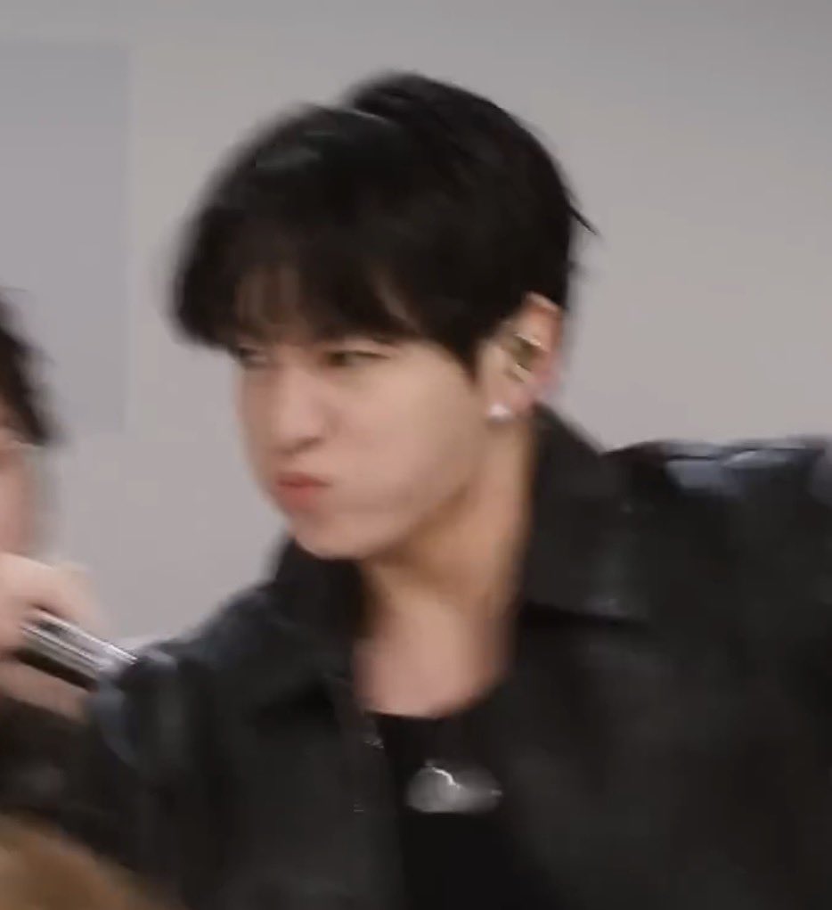 Poly's🇲🇽 RT a mi fijado plis tweet media