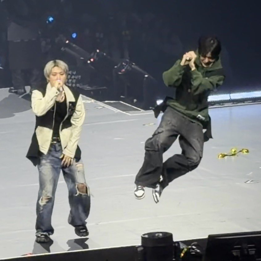 rina (new acc) tweet media