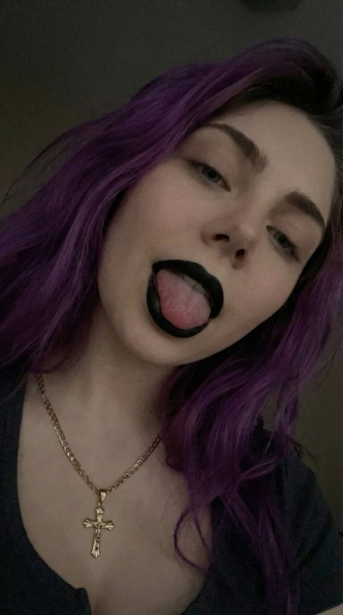 Violet Gohard tweet media