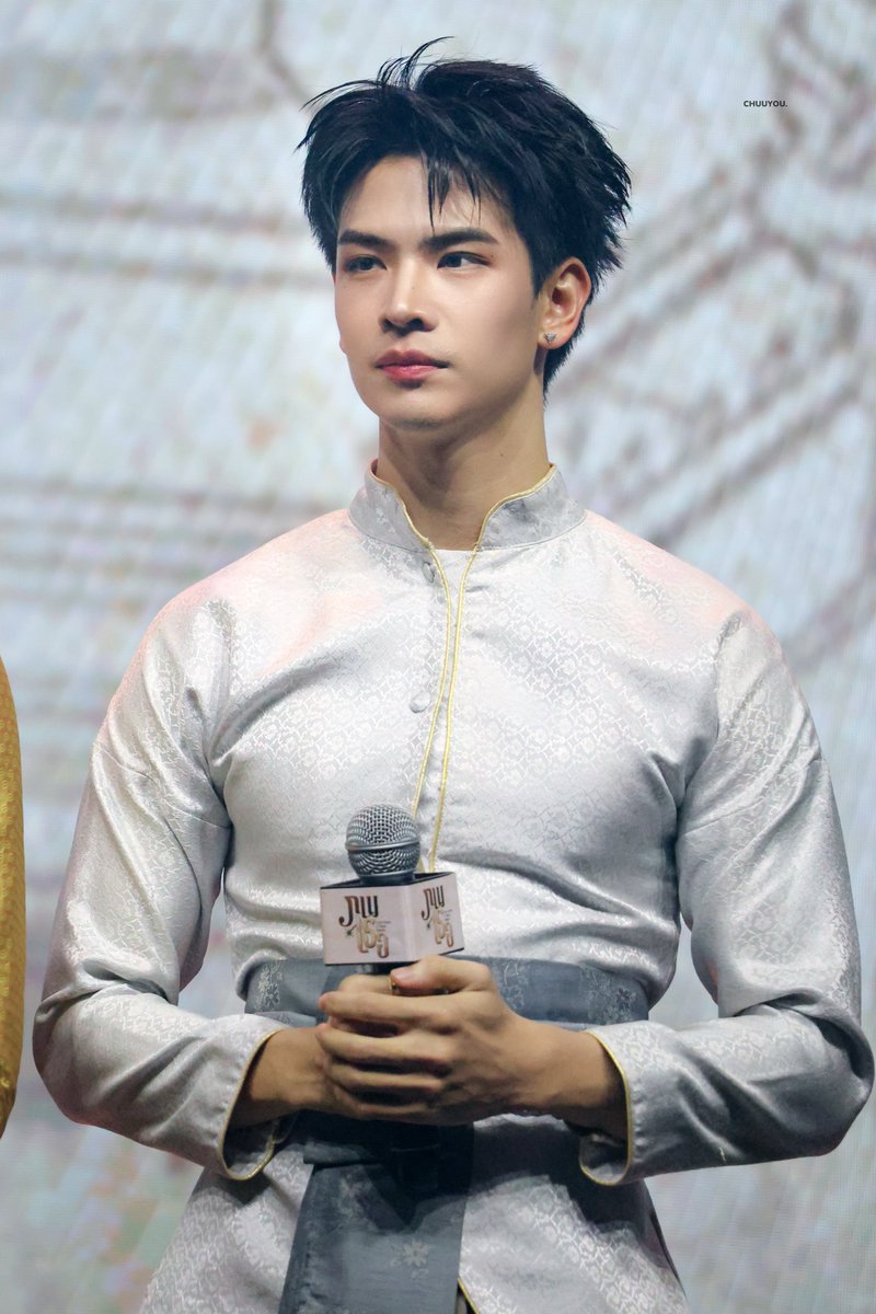 ᴄʜᴜᴜʏᴏᴜ. tweet media