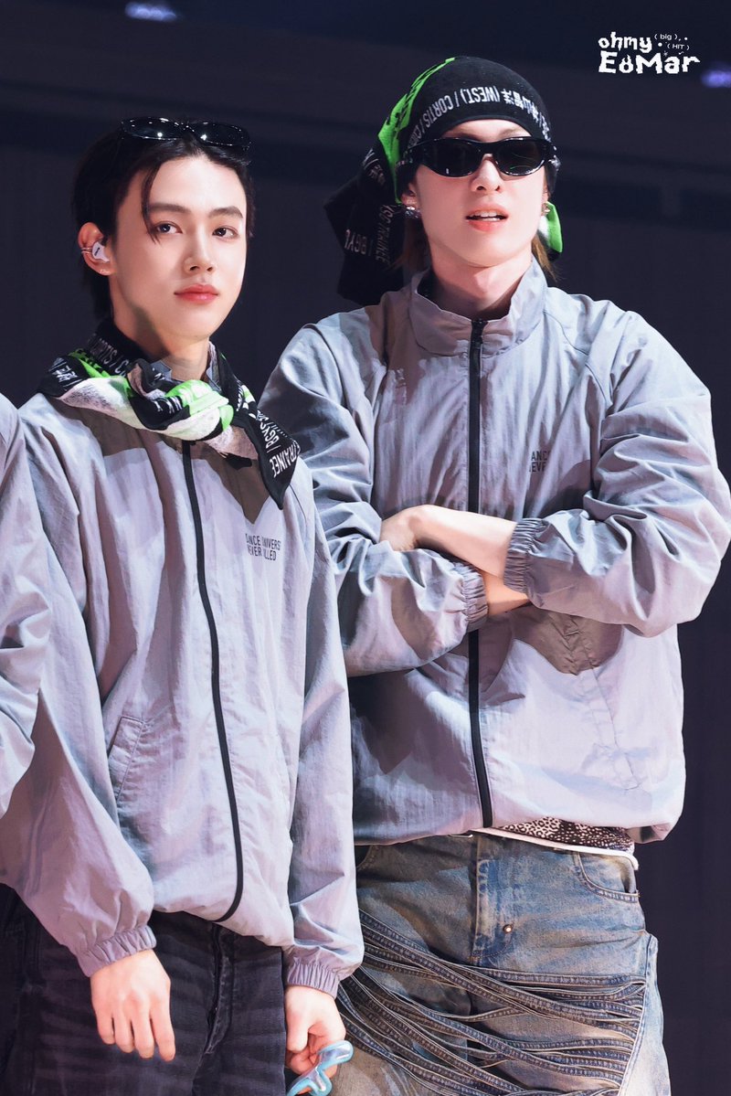 ohmyEoMar tweet media