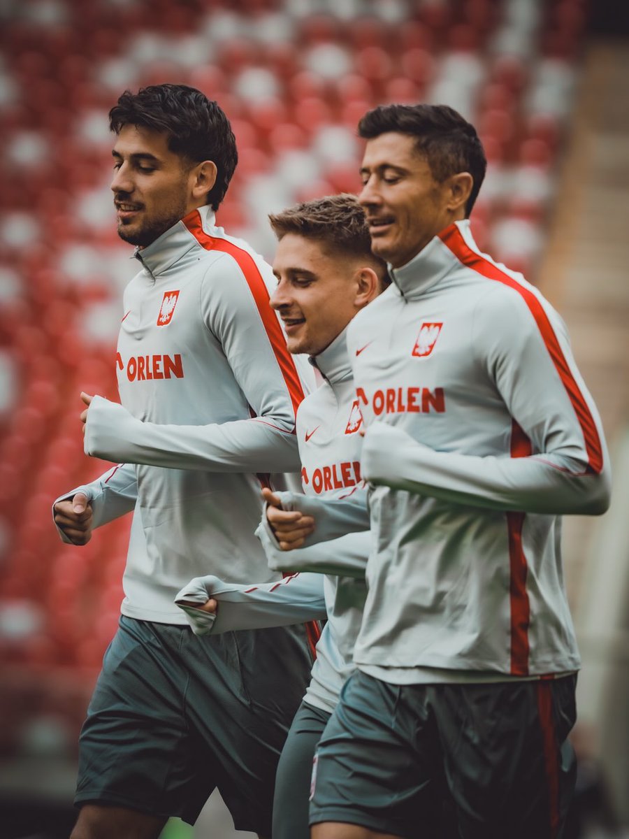 Lewy World tweet media