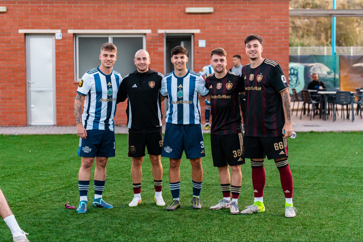 𝐉𝐮𝐥𝐢𝐞𝐭𝐚³ tweet media