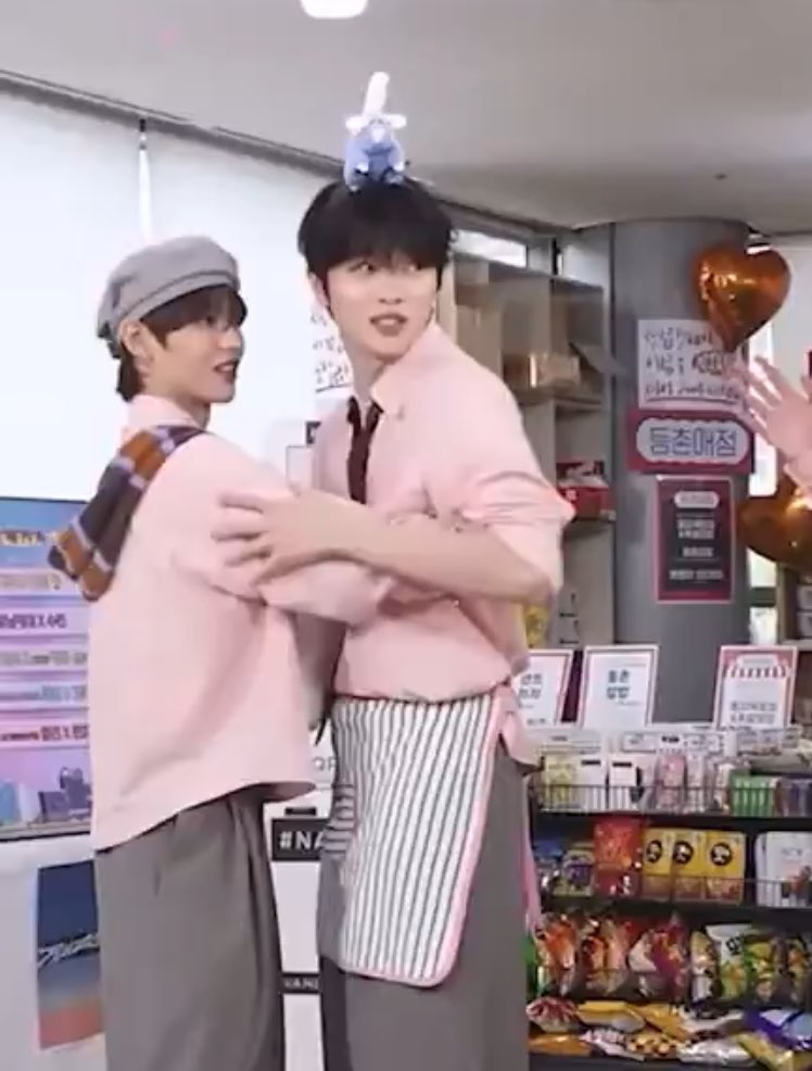 김풍각 tweet media