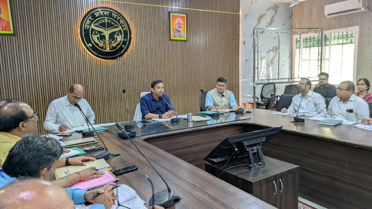 District Magistrate Bhadohi tweet media