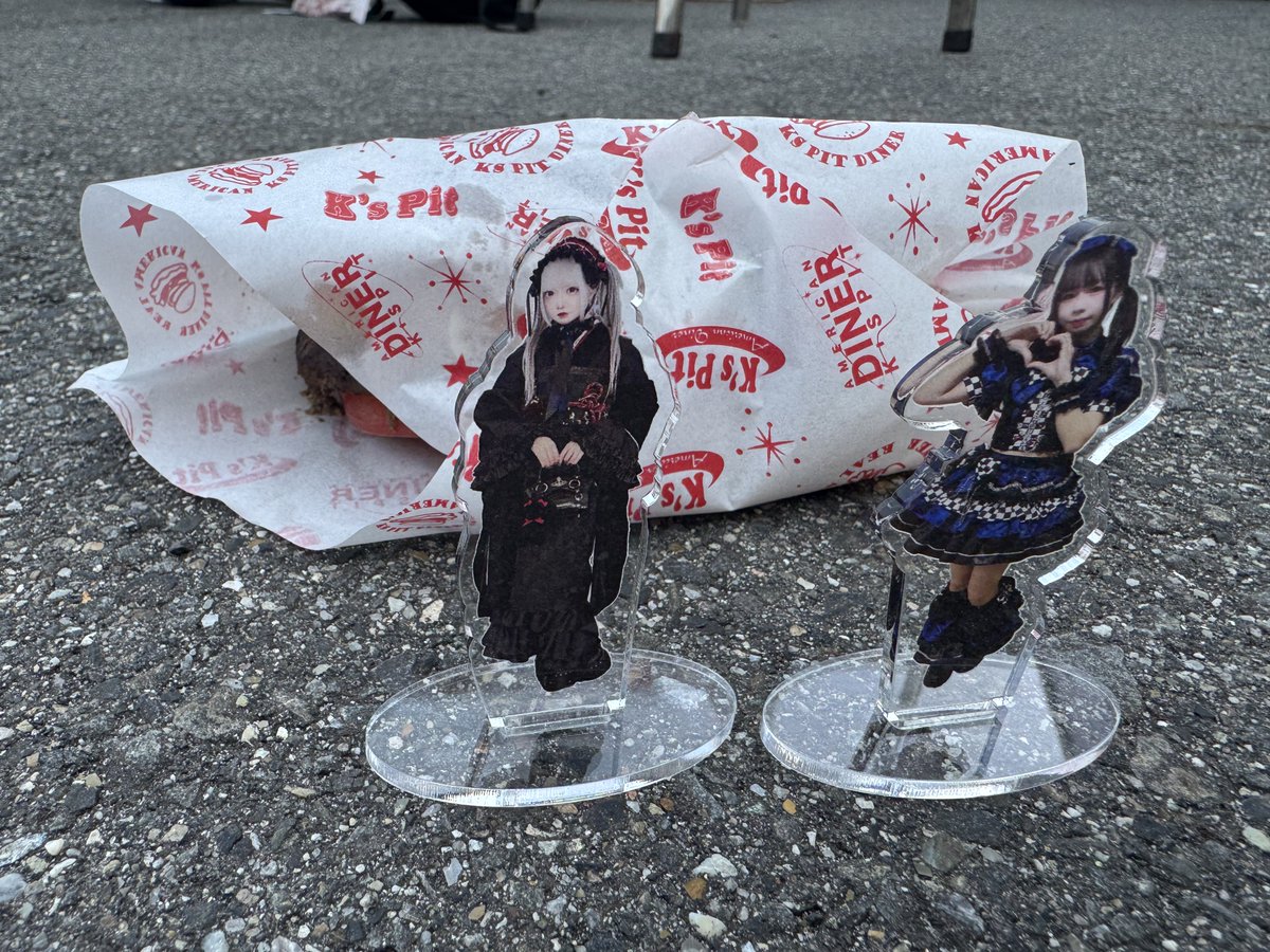 イル× 7 tweet media