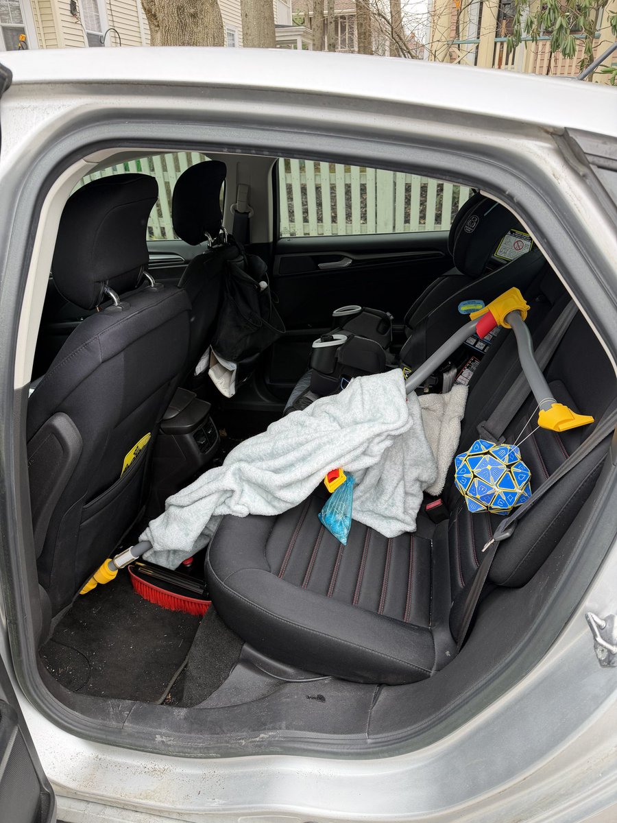 Jak-Jak 🔜 Anime Boston (Jinshi and Viktor con) tweet media