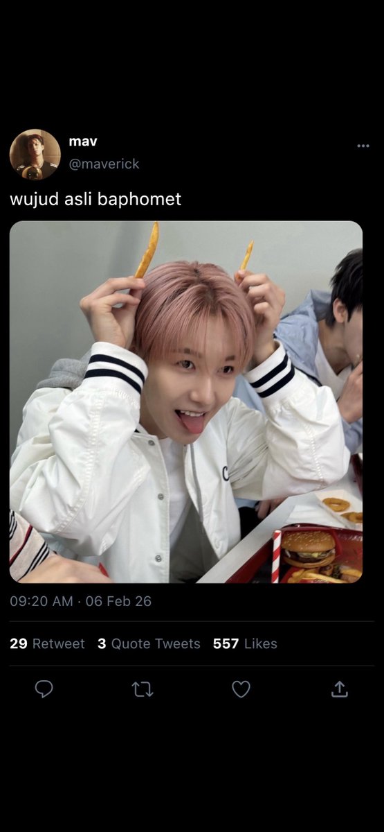 kancingkuning tweet media