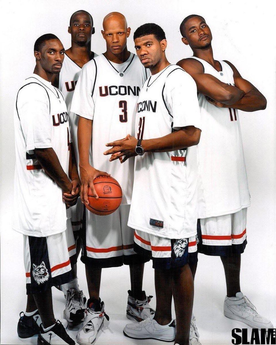 UConn Alumni tweet media