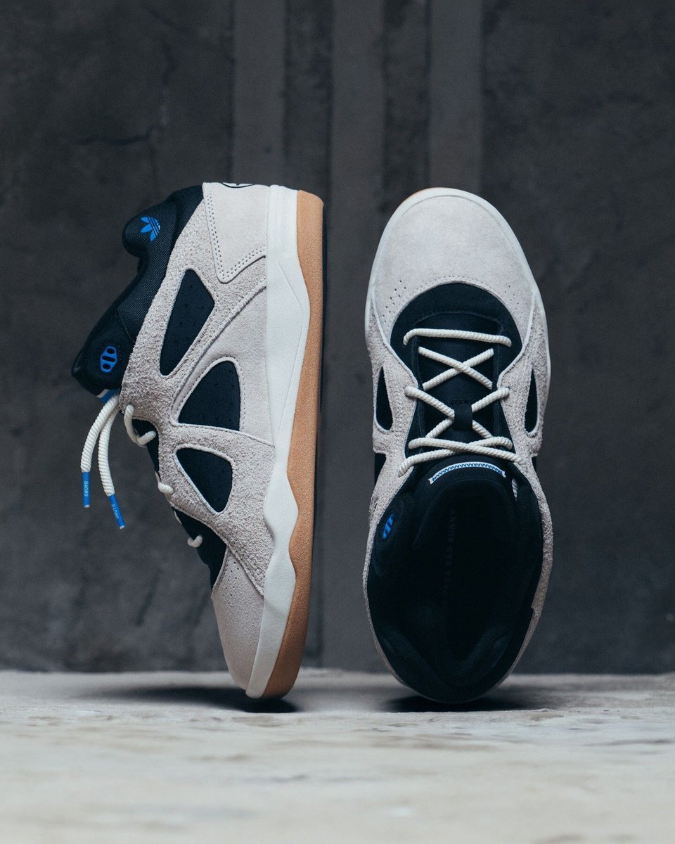 KicksFinder tweet media