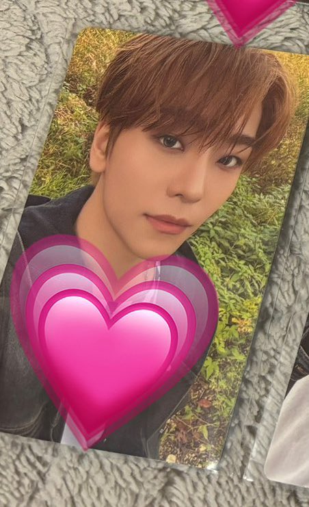 ピナ子α tweet media