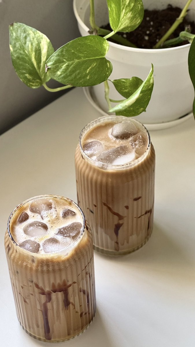 مُــ tweet media