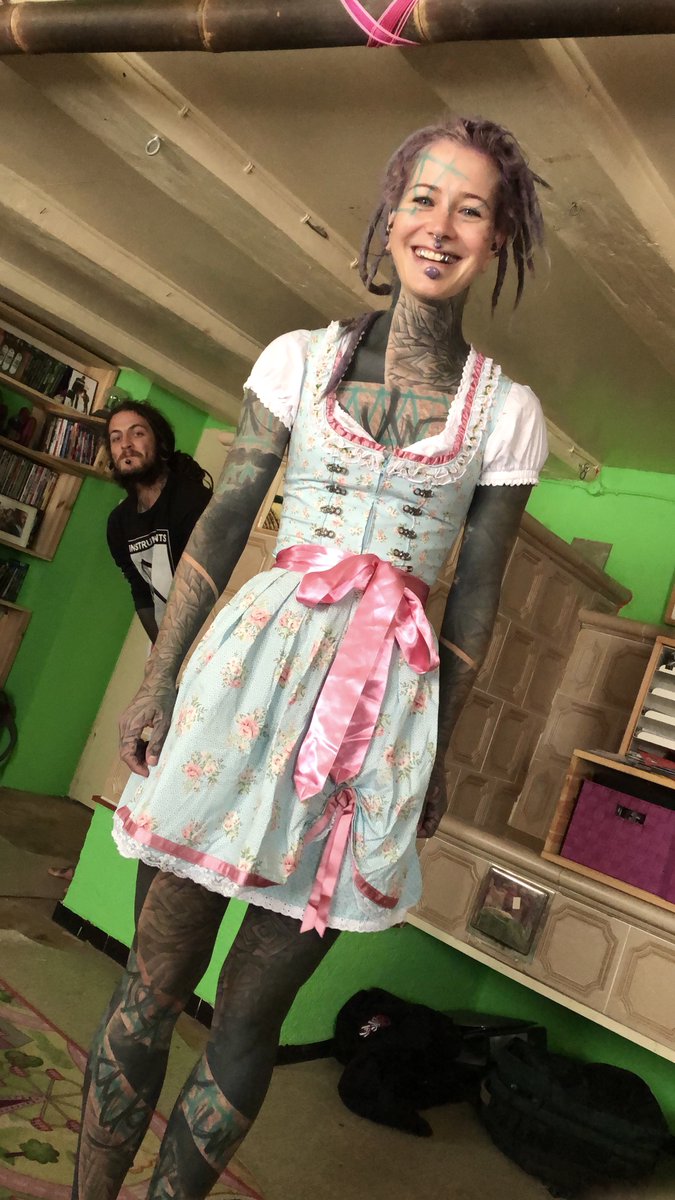 Poledance_katz tweet media