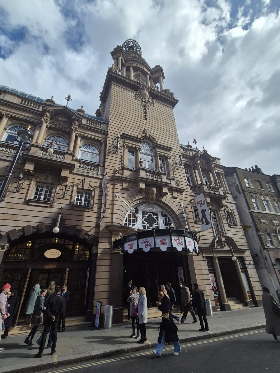 All That Dazzles tweet media