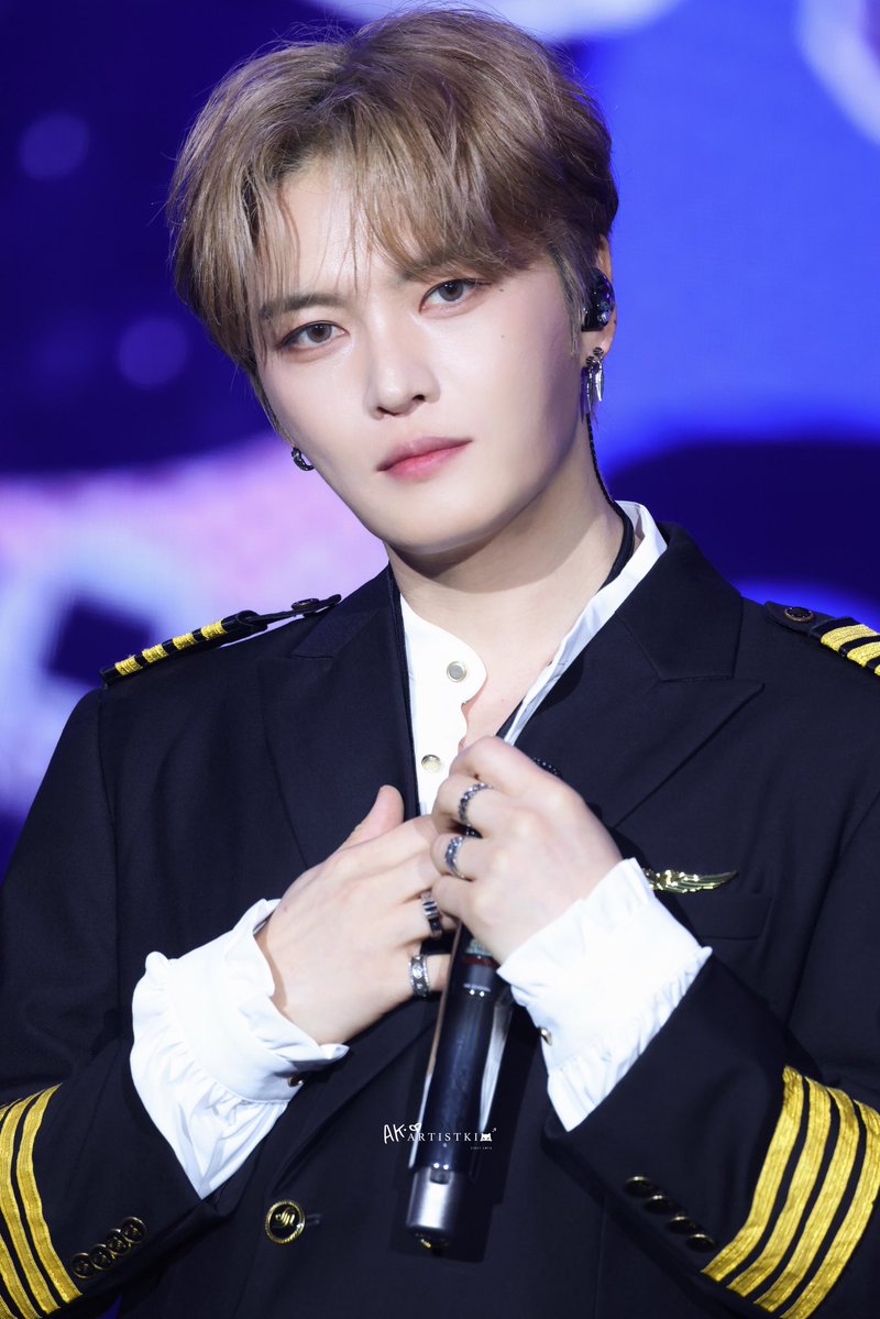 𝗔𝗥𝗧𝗜𝗦𝗧𝗞𝗜𝗠  | 金在中 tweet media